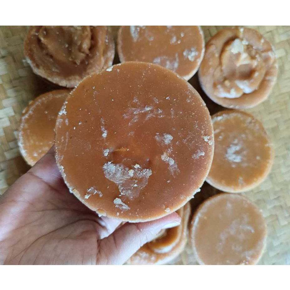 

Gula Merah Nira Kelapa Murni Tanpa Campuran Asli Gula Jawa Khas Pacitan Kemasan 1kg