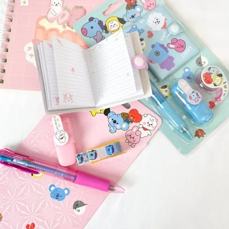 

[ TWH_05 ] Set Alat Tulis 4 in 1