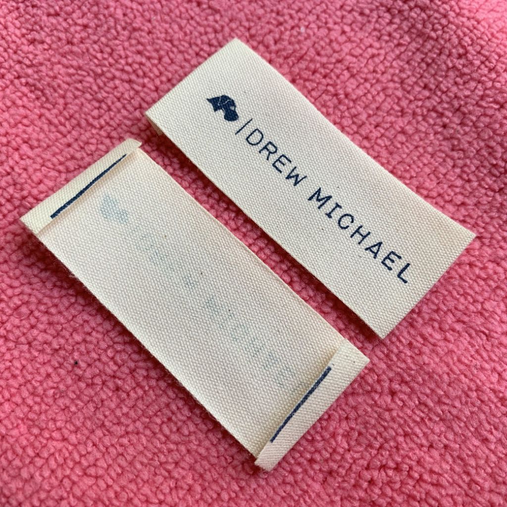 

Label Baju / Label Hijab / +Cutting