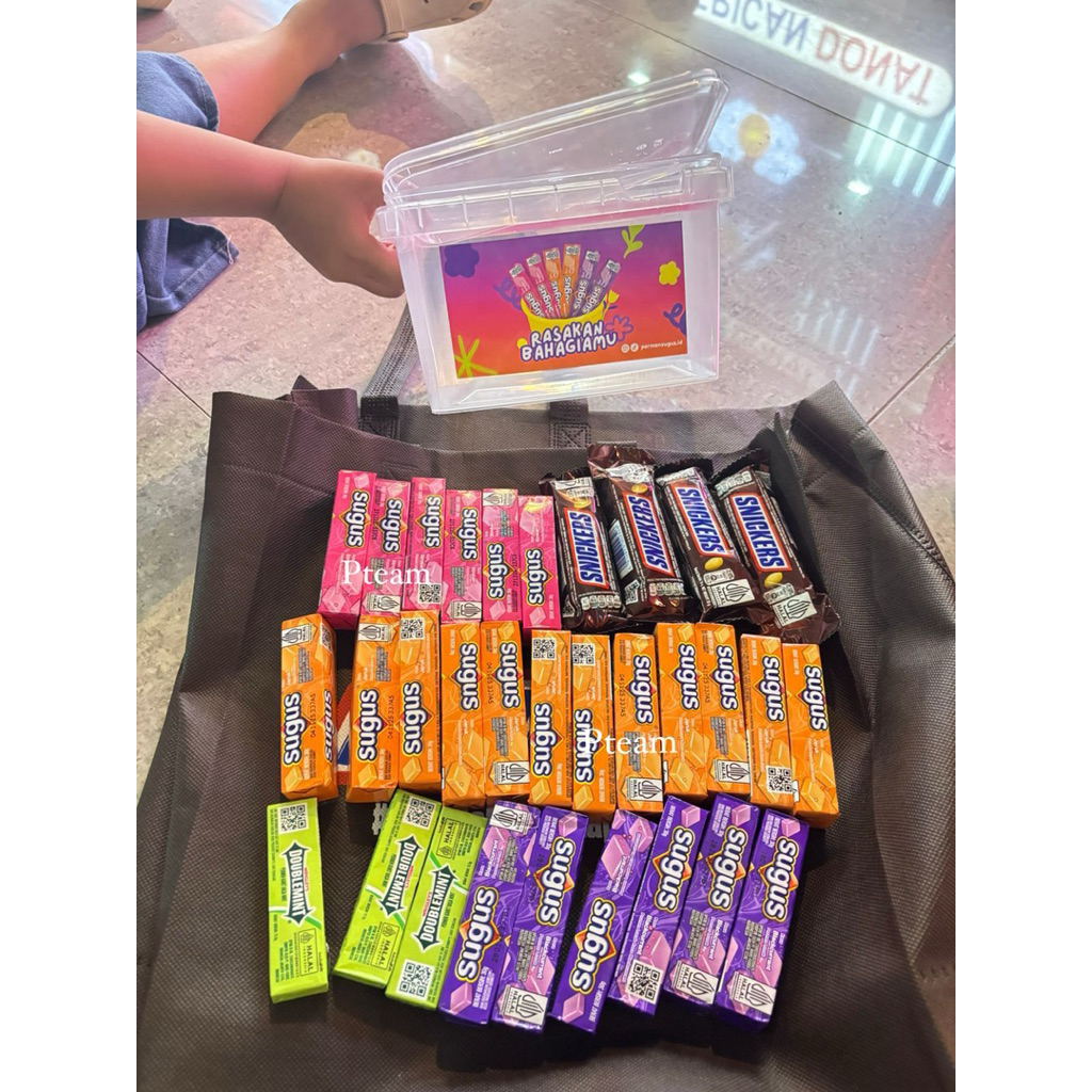 

Permen sugus isi 24pcs + snickers 4pcs.