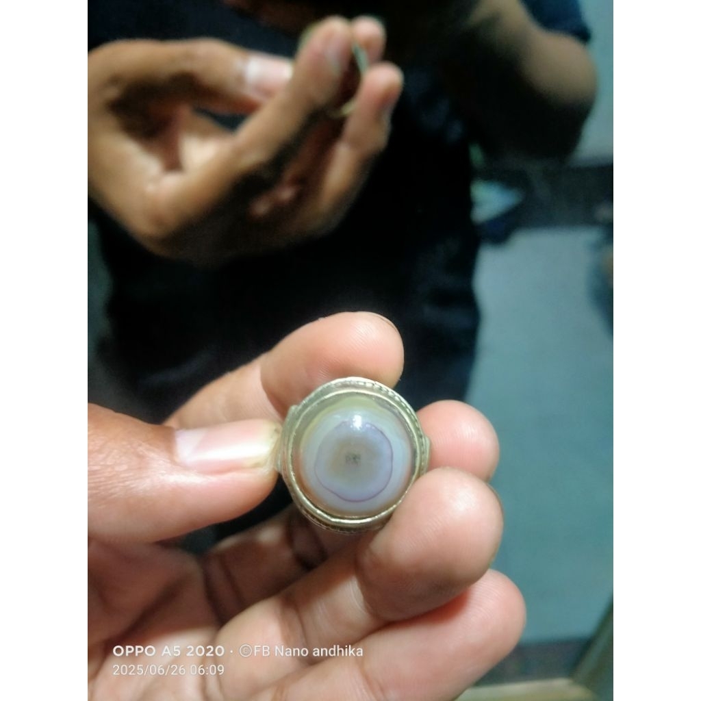 Batu akik Sulaiman puser bumi