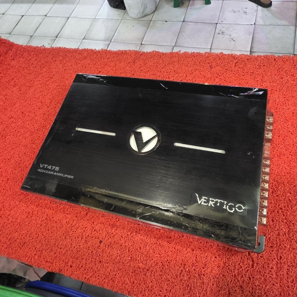 Power VENOM VERTIGO VT475 Power VENOM 4 Channel