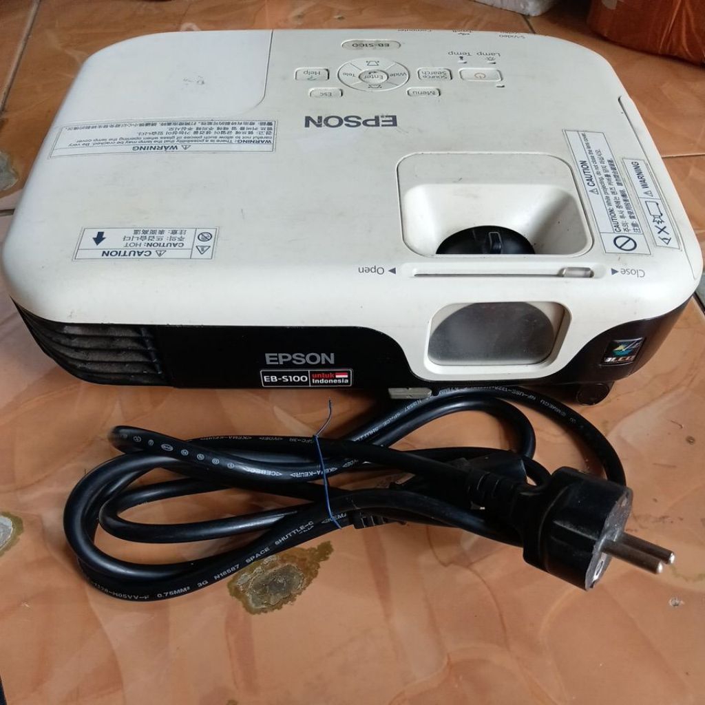 projector Epson EB S100,second ,normal