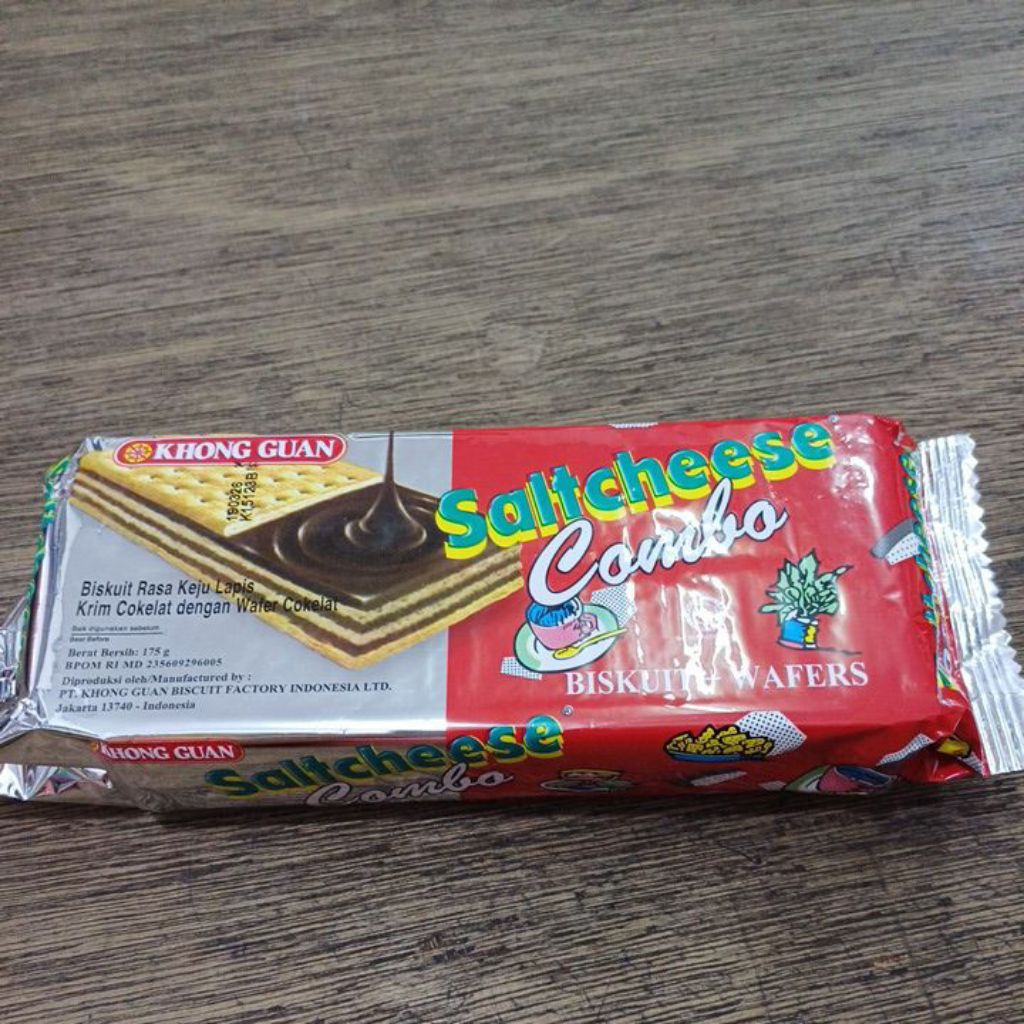 

Khong Guan Saltchesse Combo 175 Gr