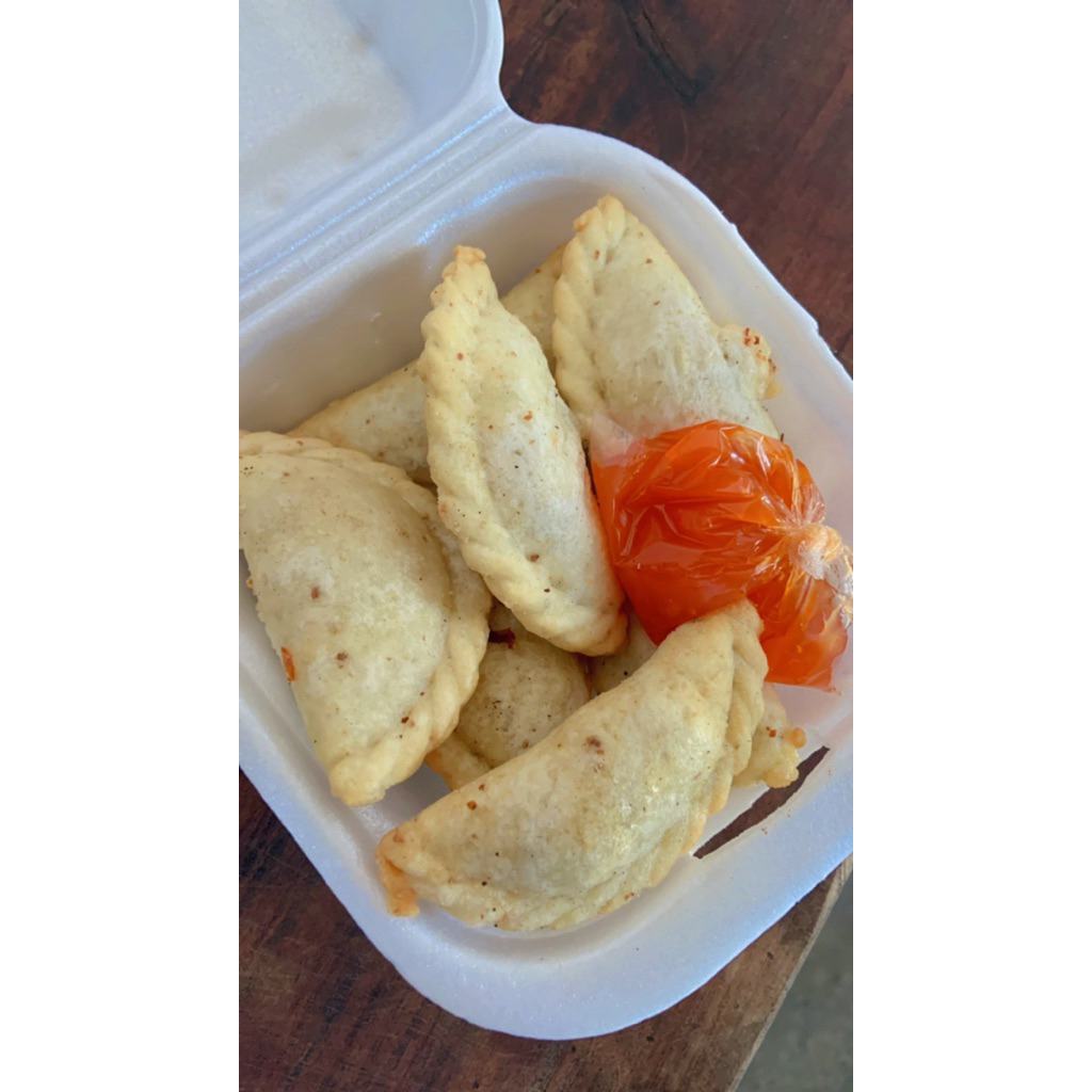 

cireng ayam suwir bumbu pedas isi 15 biji