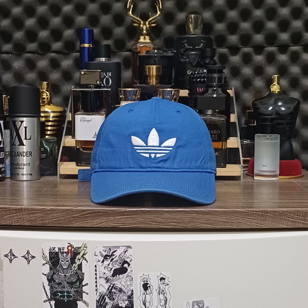 topi adidas trefoil second