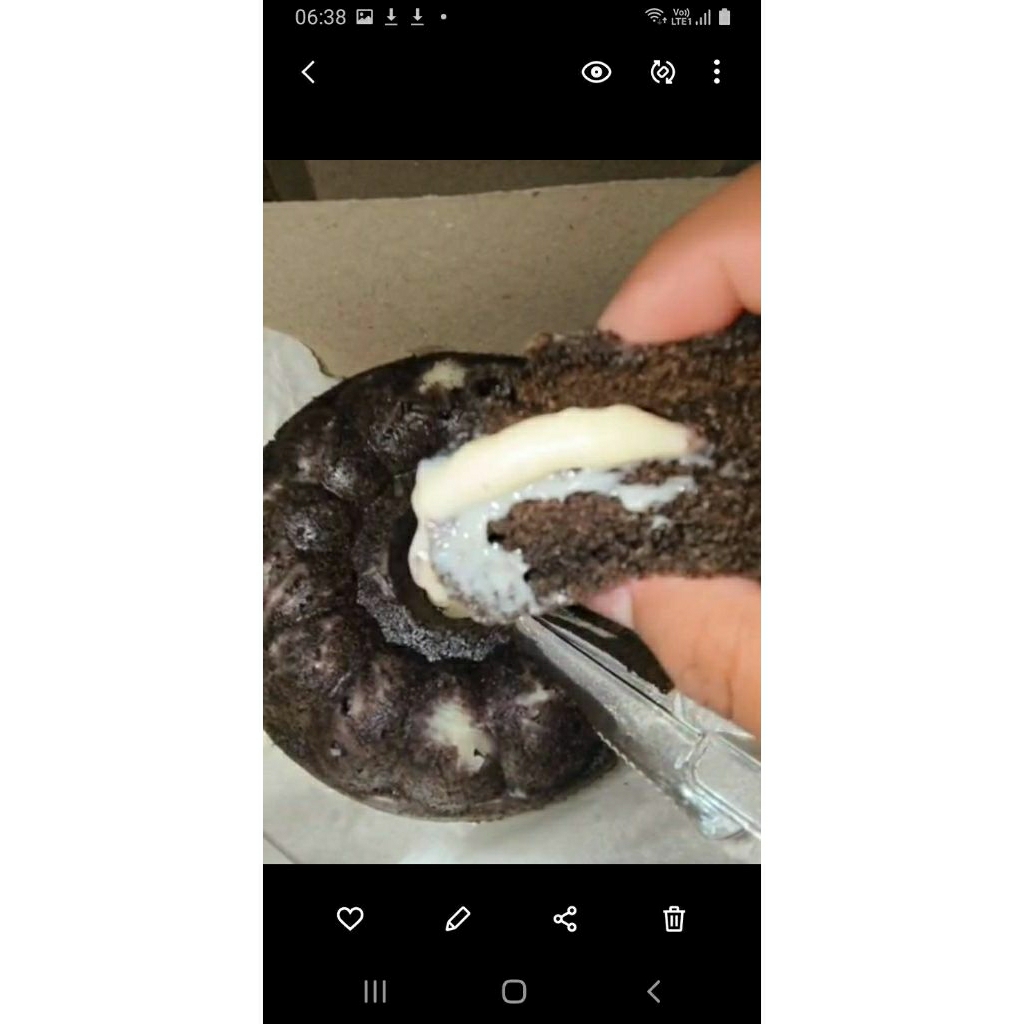 

Bolu Ketan Hitam keju/Cokelat Lumer