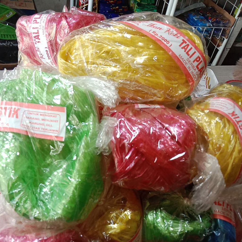 

Tali plastik rafia