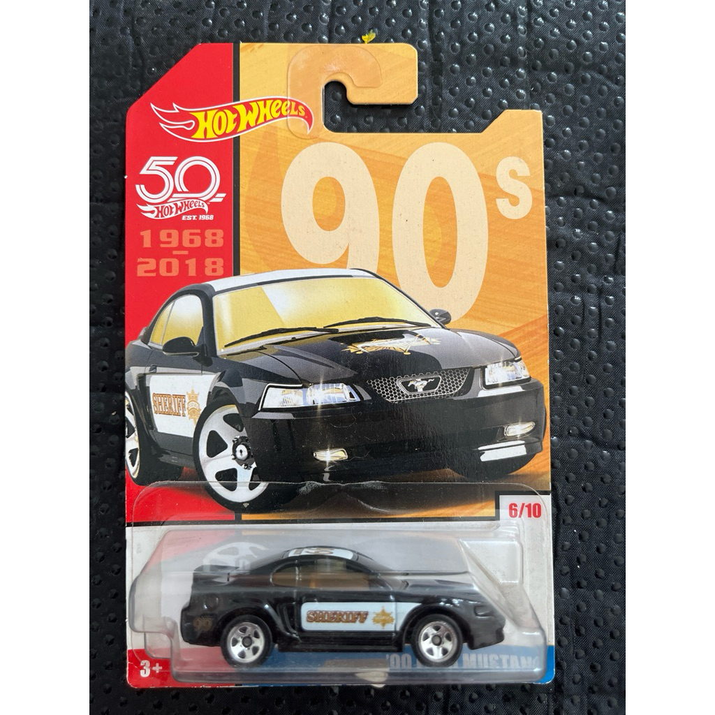 hot wheels 99 Ford Mustang edisi 50years  1968-2018