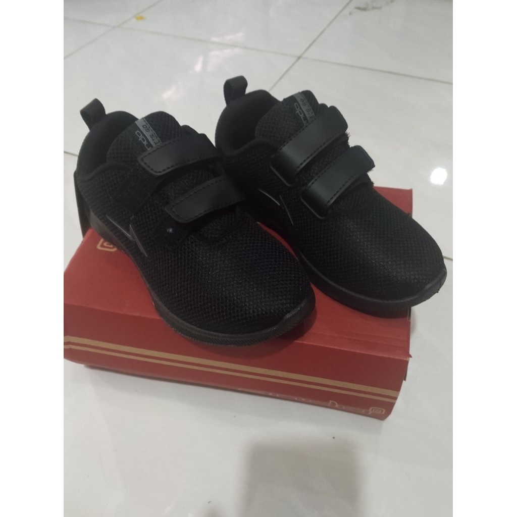 sepatu ando anak sekolah SD perkat