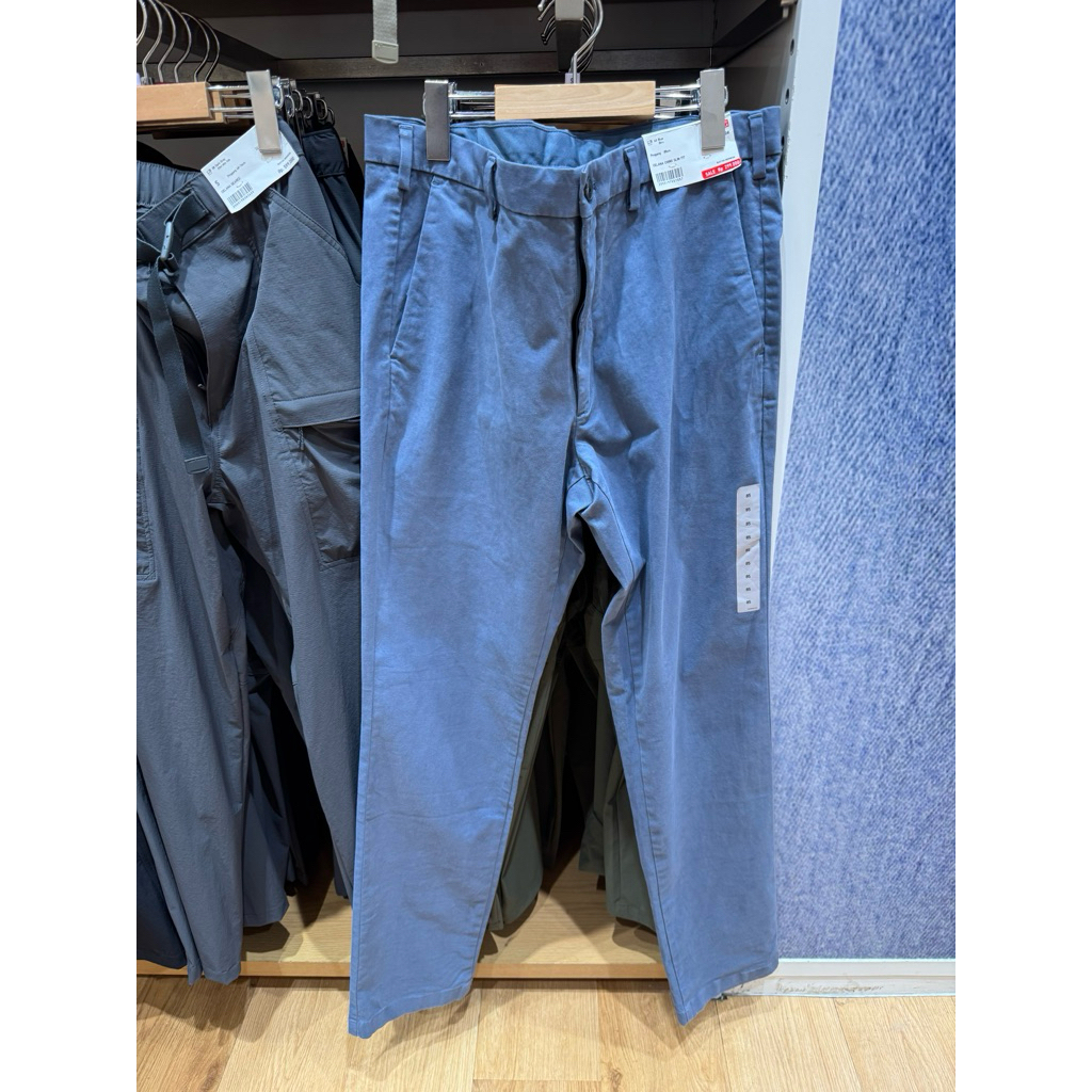 Uniqlo Celana Chino Slim Fit sale