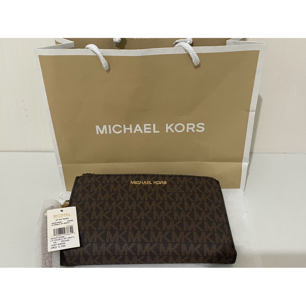 MK - Jet Set Travel Wallet