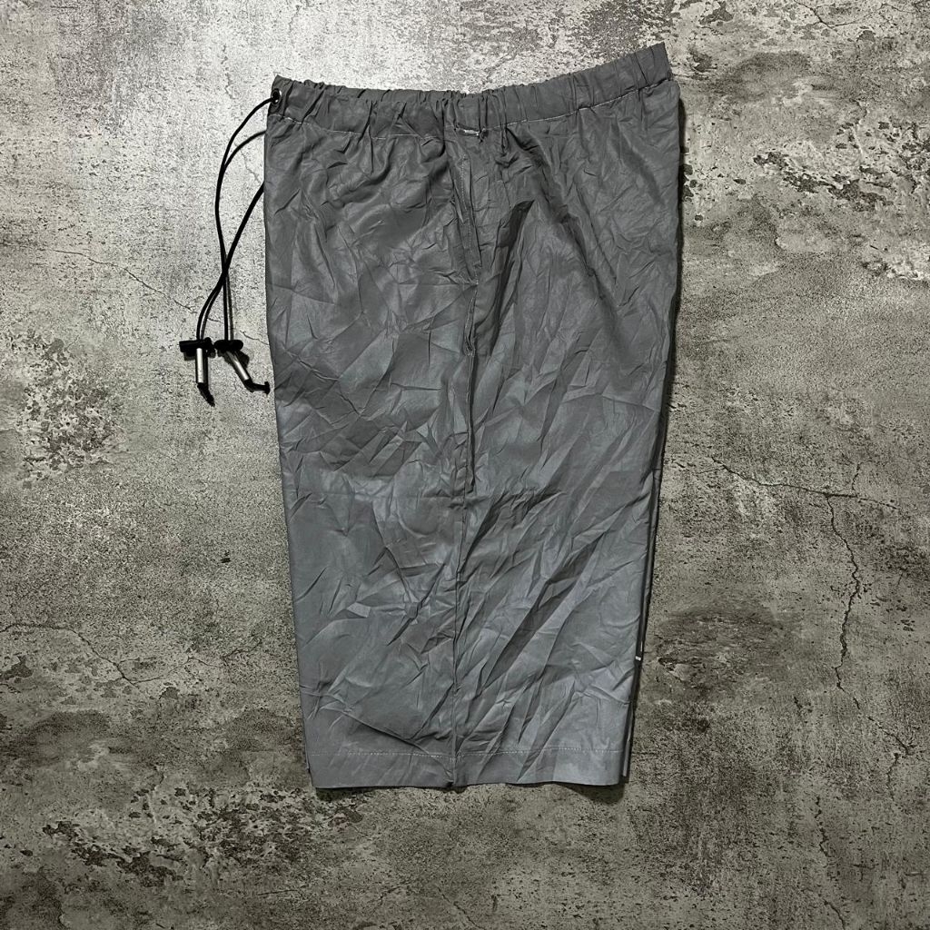 celena pendek A.COLD.WALL reflektif original (used)