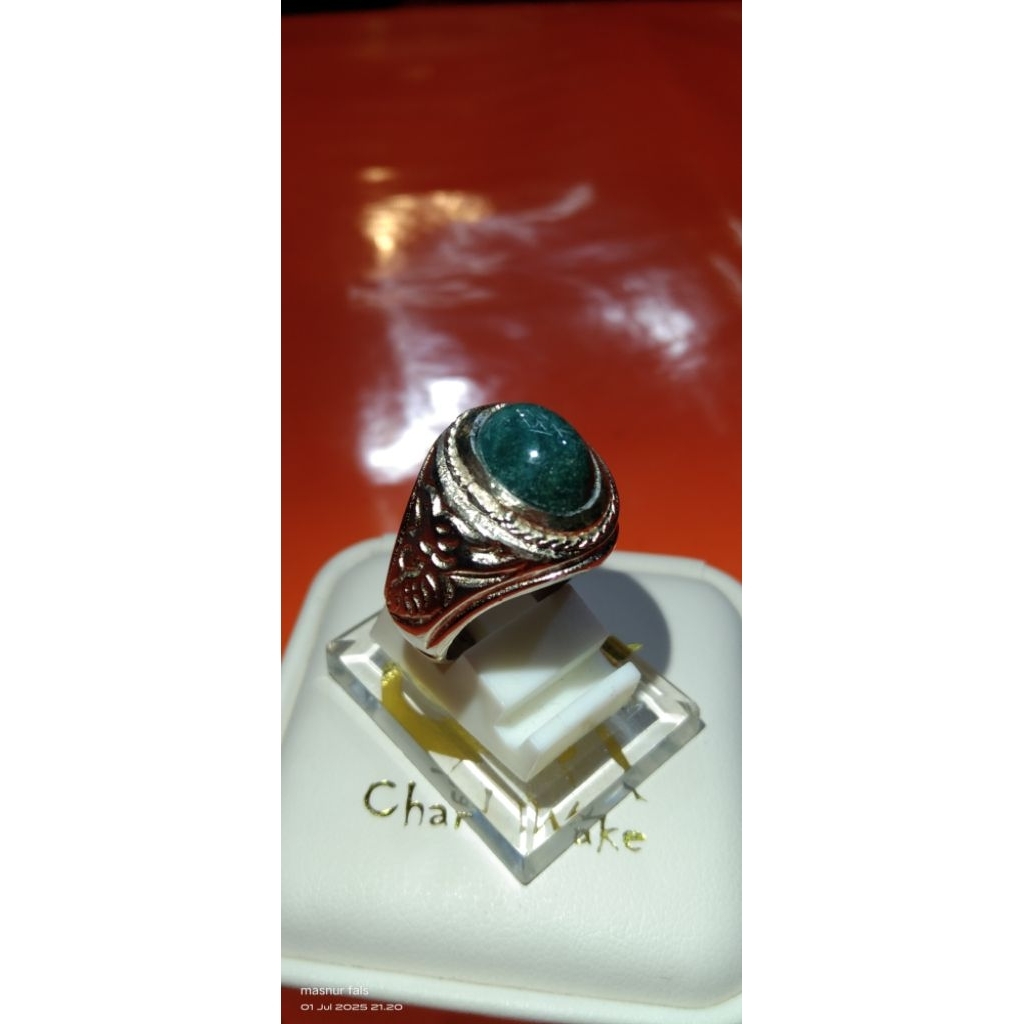 Cincin batu garut cikolak crystal visual warna hijau kebiruan