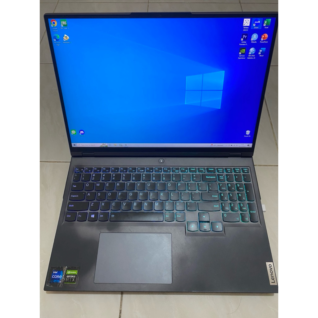 Lenovo Legion 5 Pro i7-11800H RTX 3050 RAM 32GB SSD 256GB 165Hz
