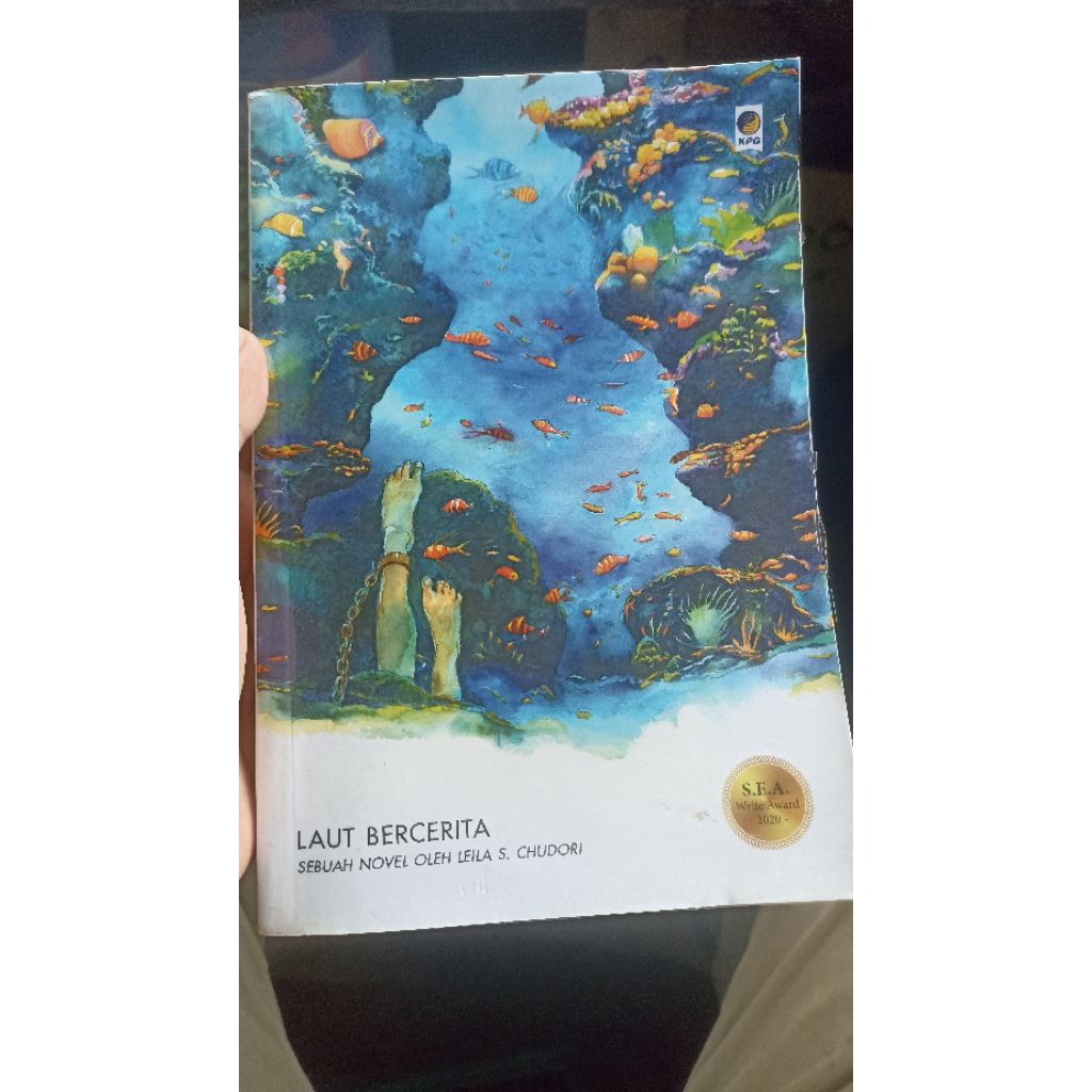 novel laut bercerita