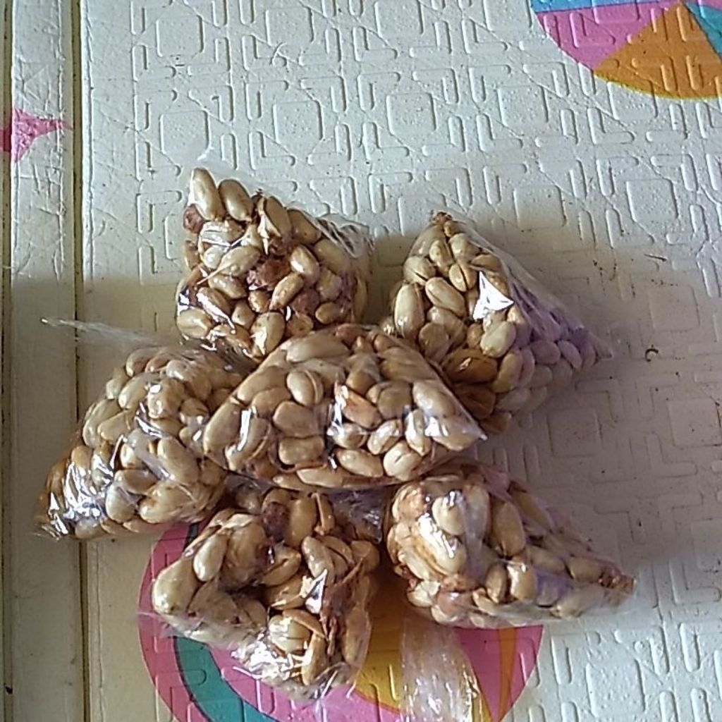 

KACANG GORENG BAWANG