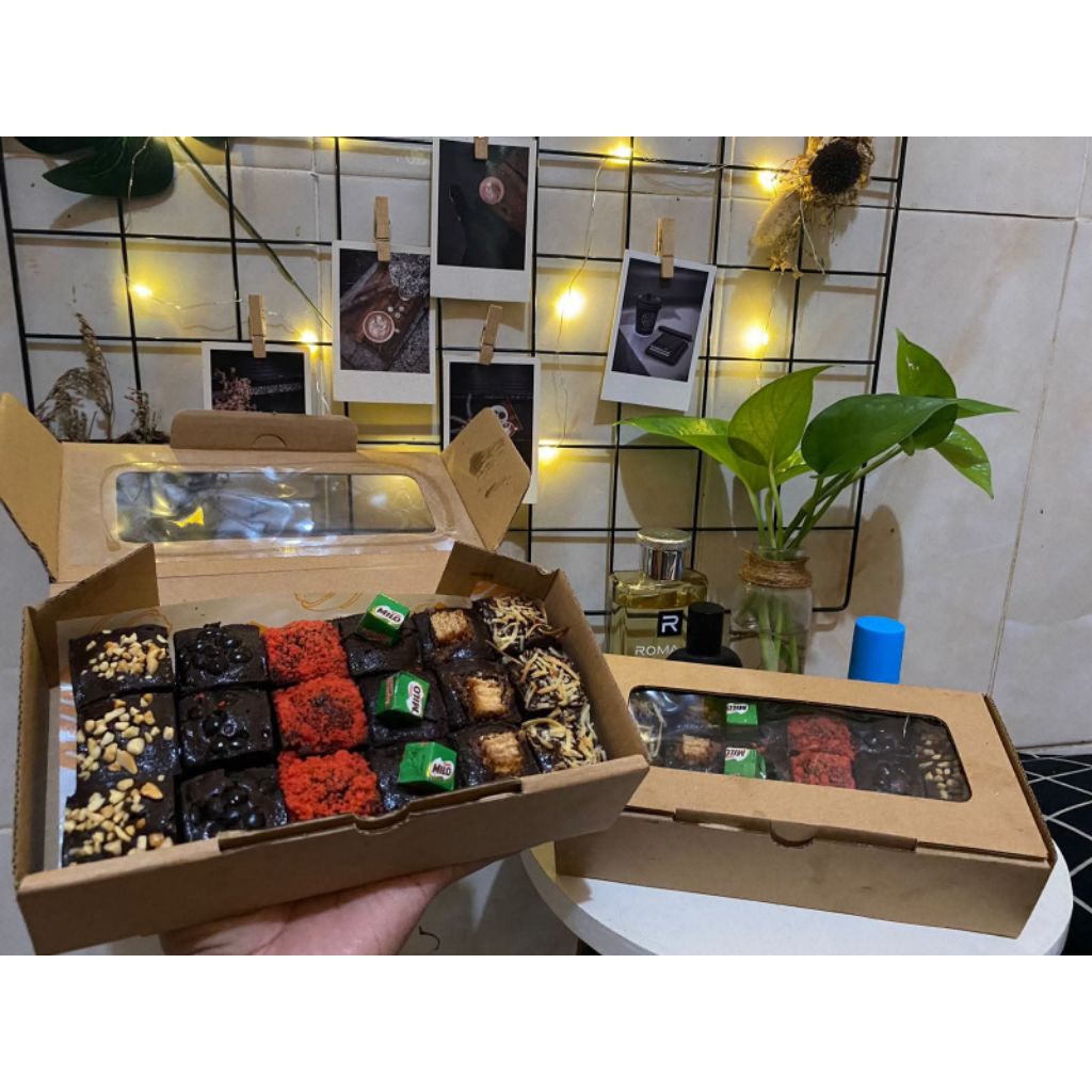 

Fudgi bronis Coklat ukuran 20x10cm