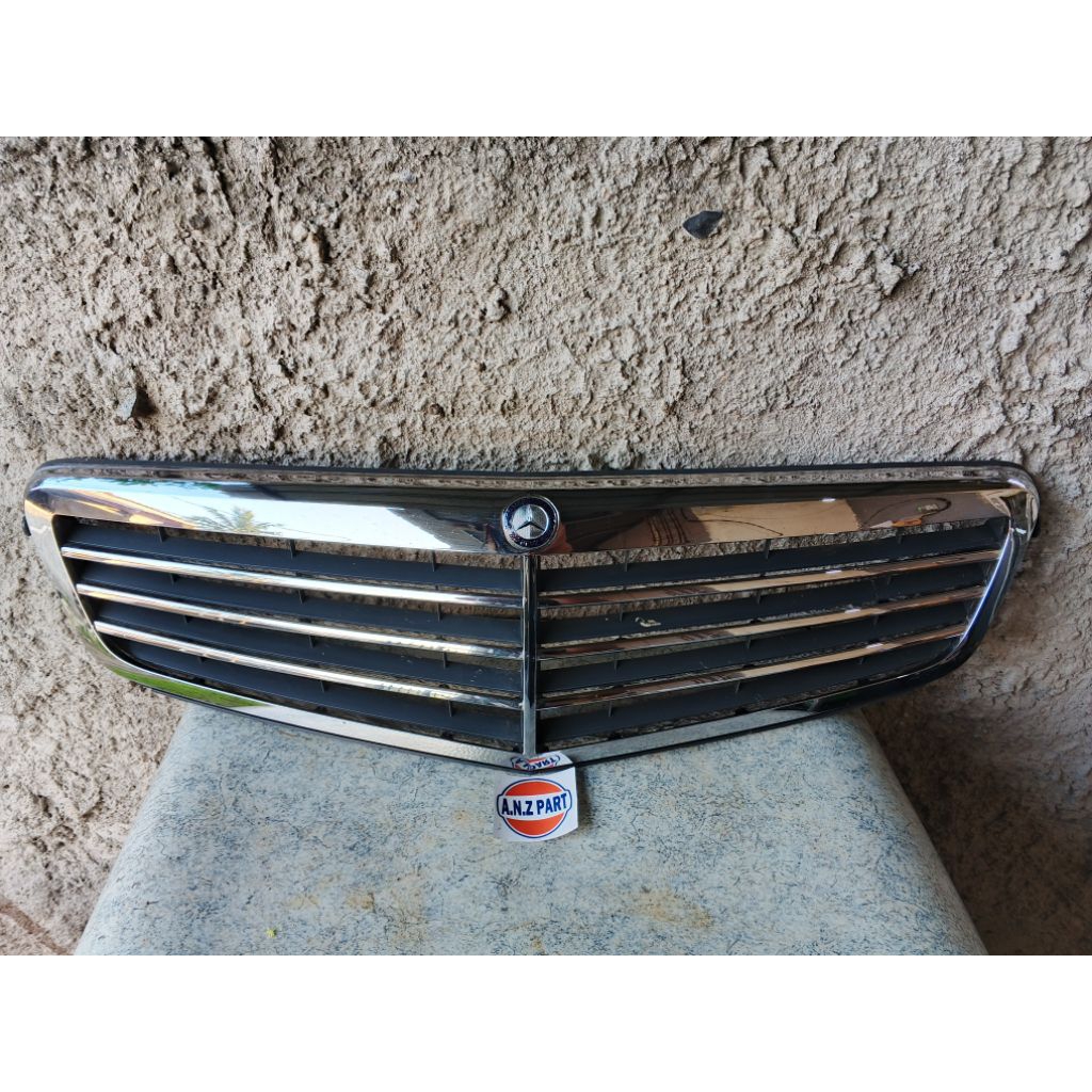 Grill Gril Mercedes Benz C200 W204 - ORI Original Bekas