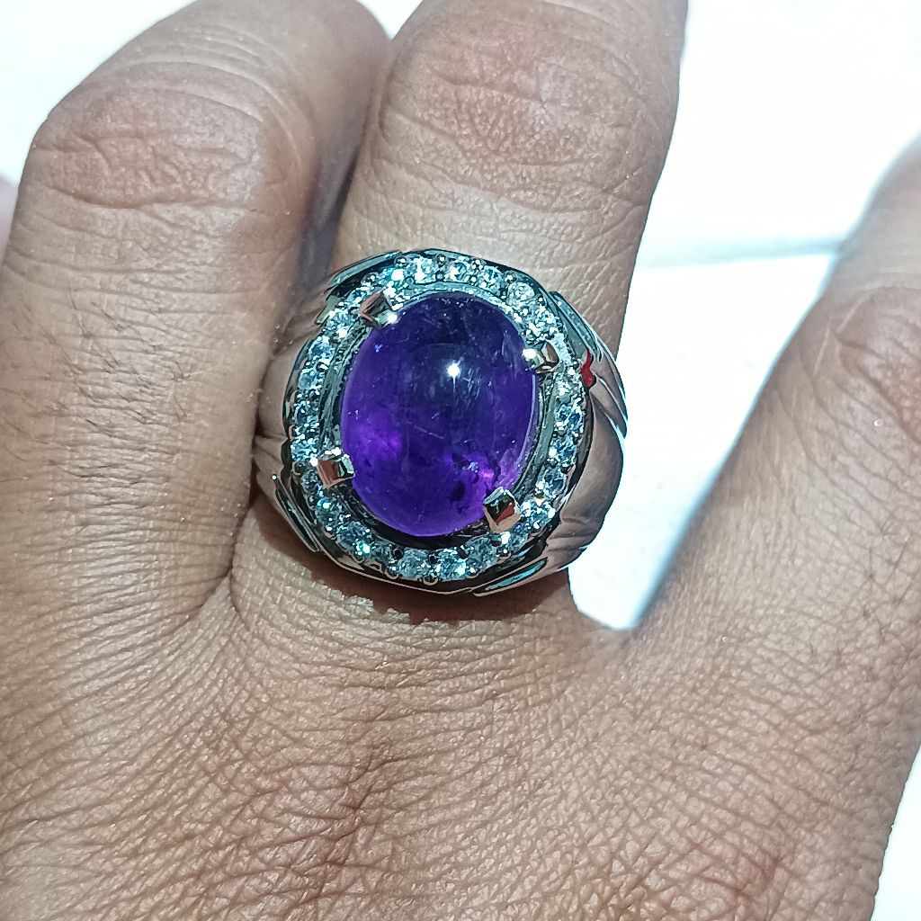 CICIN PRIA BATU KECUBUNG ASLI KALIMANTAN PANGKALANBUN,SIZE 9(20) SIZE KANTORAN.