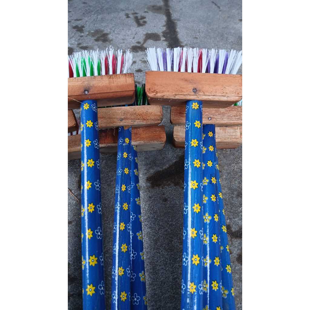 SIKAT KAMAR MANDI GAGANG KAYU PENDEK