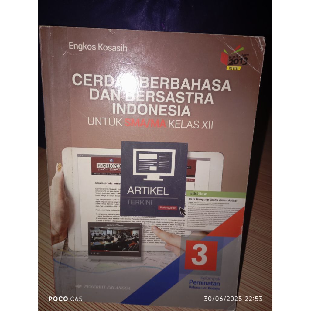 BUKUCERDAS BERBAHASA INDONESIA DAN BERSASTRA INDONESIA KELAS 12