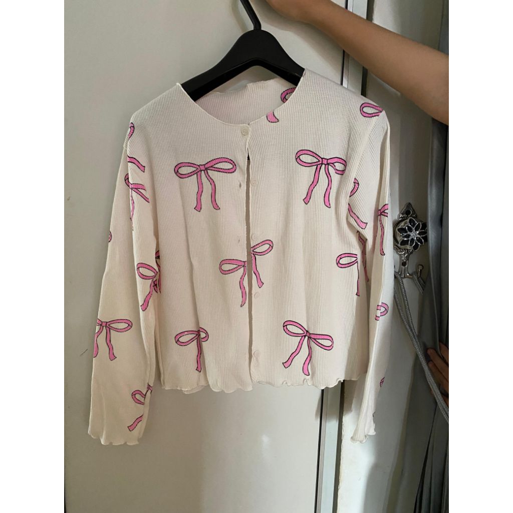 outer pita dan crop hitam