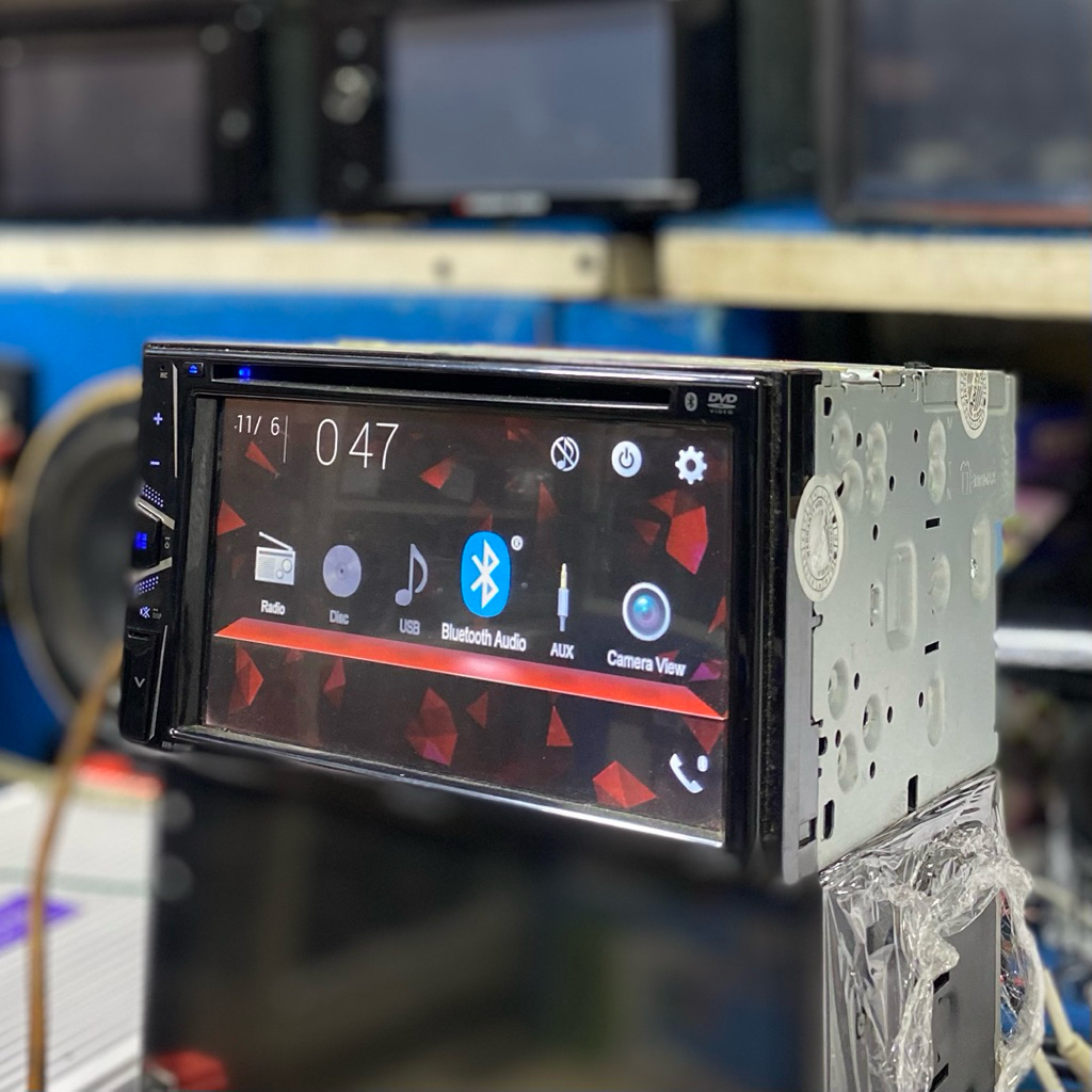 Head Unit Double Din Merk Pioneer AVH-G225BT