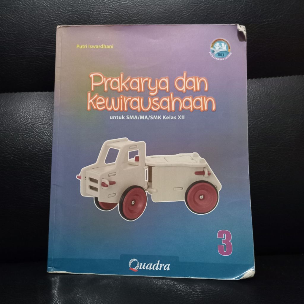 BUKU PAKET PRAKARYA DAN KEWIRAUSAHAAN PKWU KELAS 12 XII SMA  (PRELOVED BEKAS SECOND)