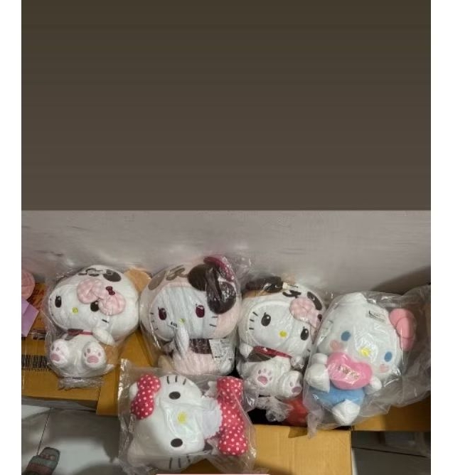 Boneka Hello Kitty Import