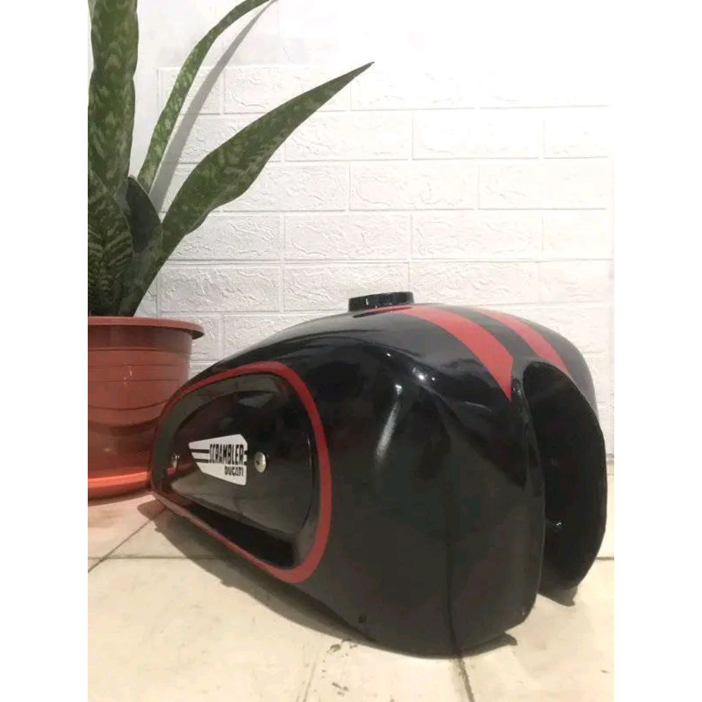 TANGKI CUSTOM SCRAMBLER DUCATI VERZA FUELPUMP INJEKSI JAPSTYLE BOBBER CAFFERACER BRATCAFE