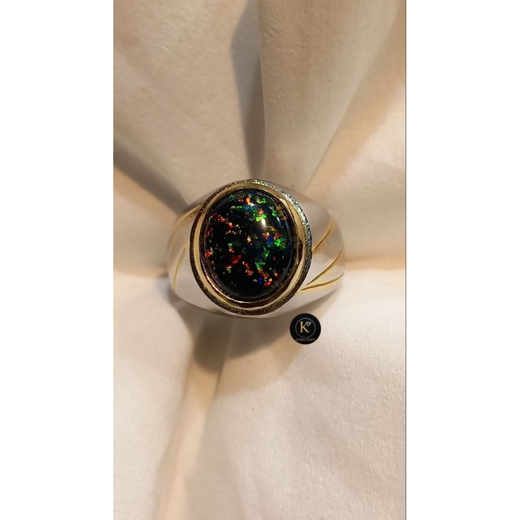 cincin batu black opal australia