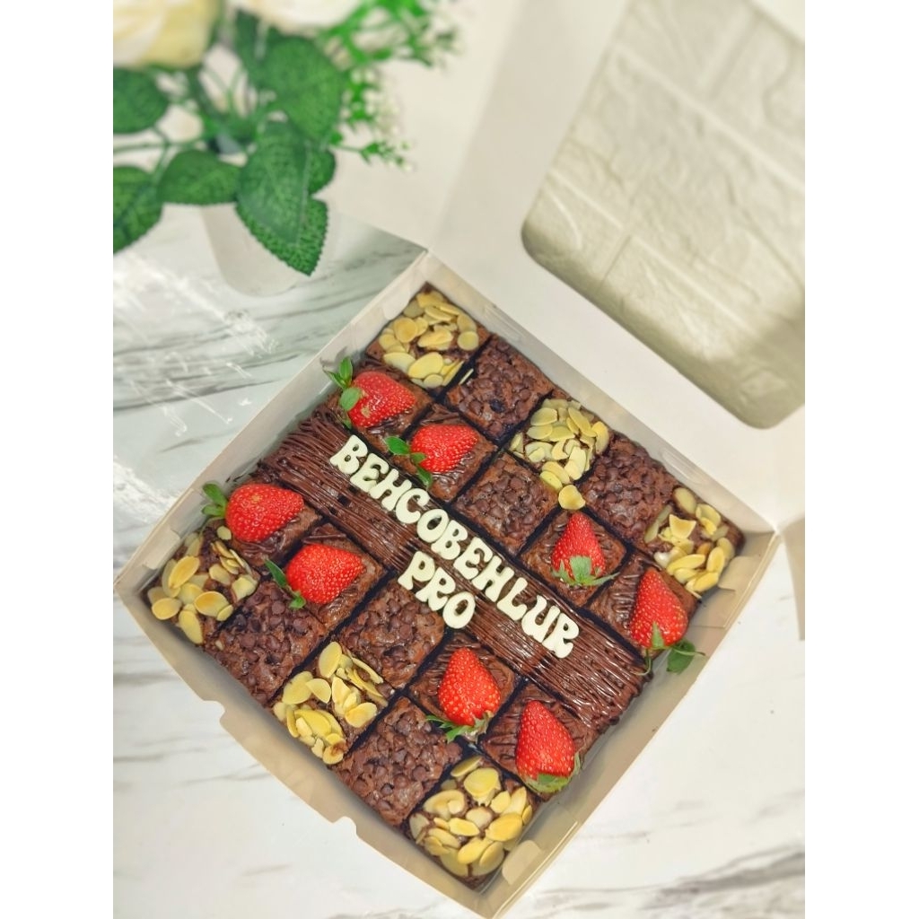 

Fudgy Brownies Ultah | Kado Ulang Tahun | Kue Ultah anniversary