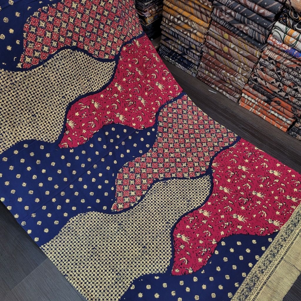 KAIN BATIK KATUN DAN PARIS MOTIF PULAUAN SEMBAGI