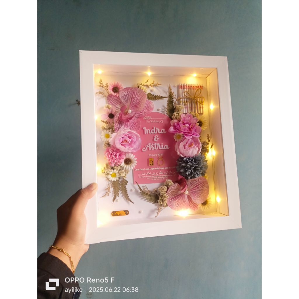 ayilike pigura mahar pernikahan akrilik rustik karawang / bingkai free packing