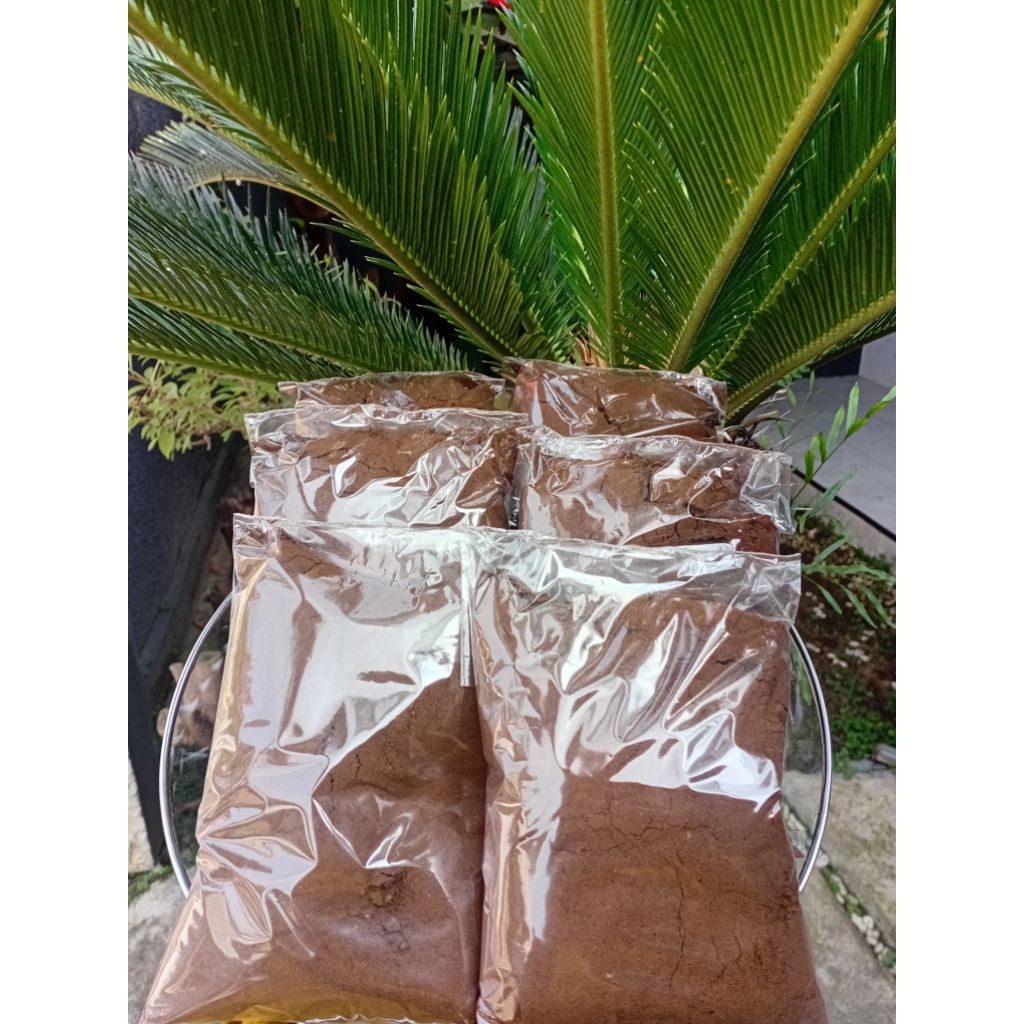 

kopi bubuk hitam Robusta asli jawa timurr kemasan 1/2
