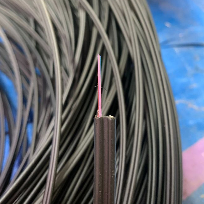 KU 12 core Mini Fig8 Seling - Kabel Fiber Optik Udara / Adss Duct