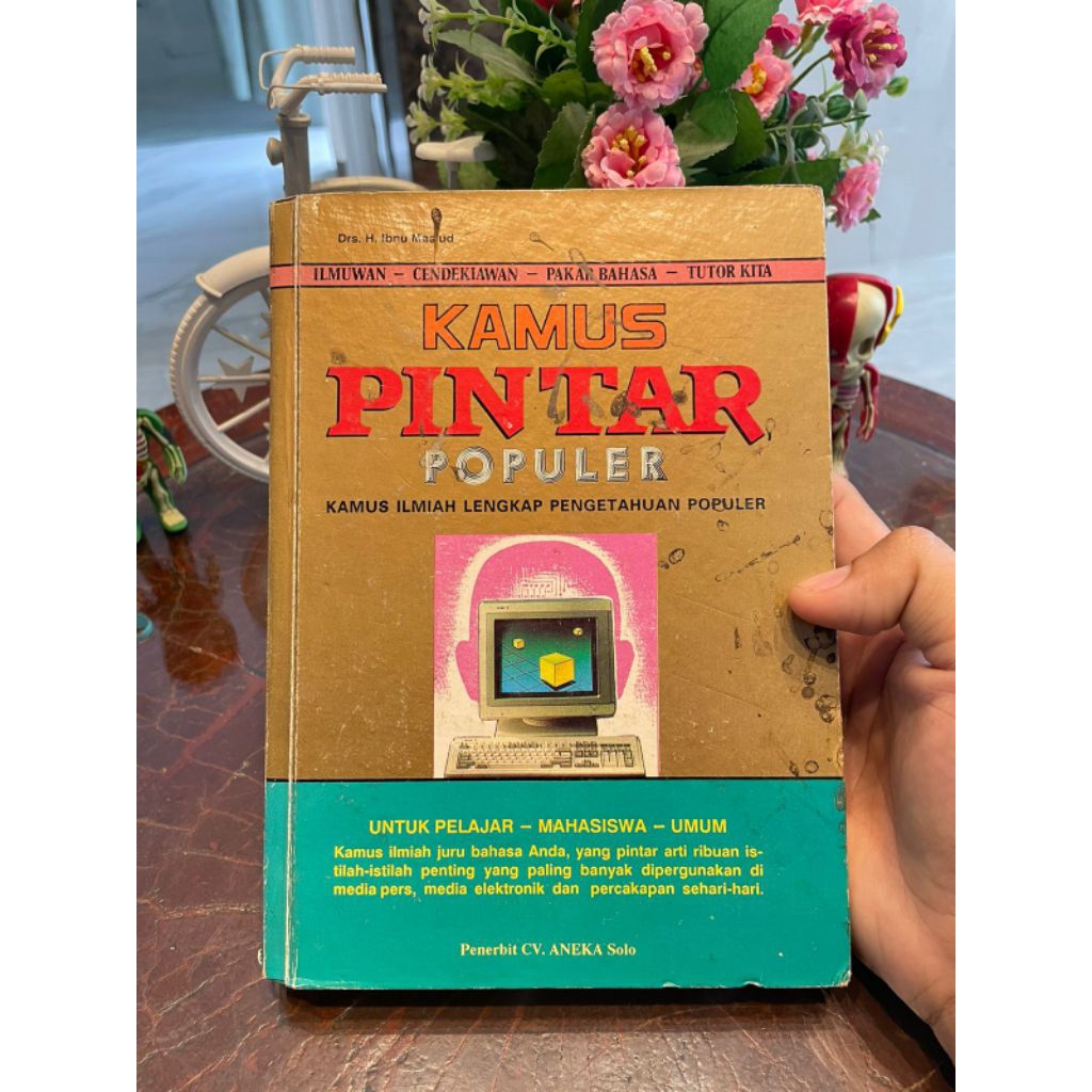 Kamus Pintar Populer kamus ilmiah lengkap pengetahuan populer