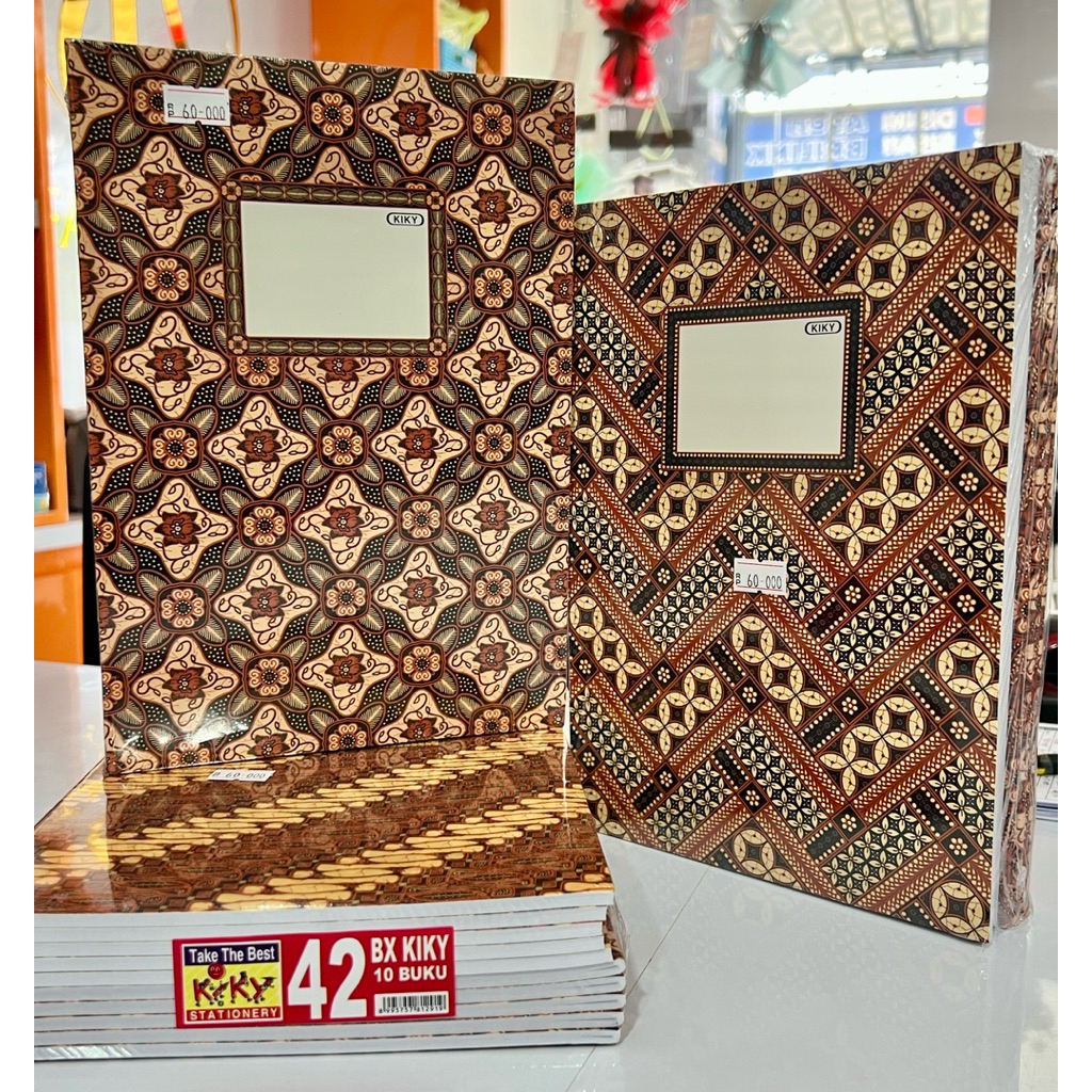

BUKU TULIS KYKY BOXY/PANJANG isi 42lbr /BUKU TULIS KYKY KWARTO/PENDEK ISI 38lbr MOTIF BATIK