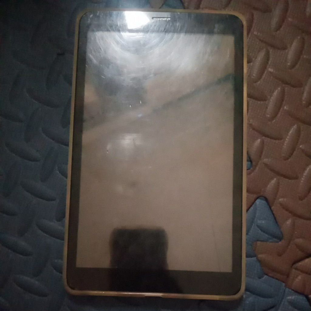 tablet maxtron genio 8inch