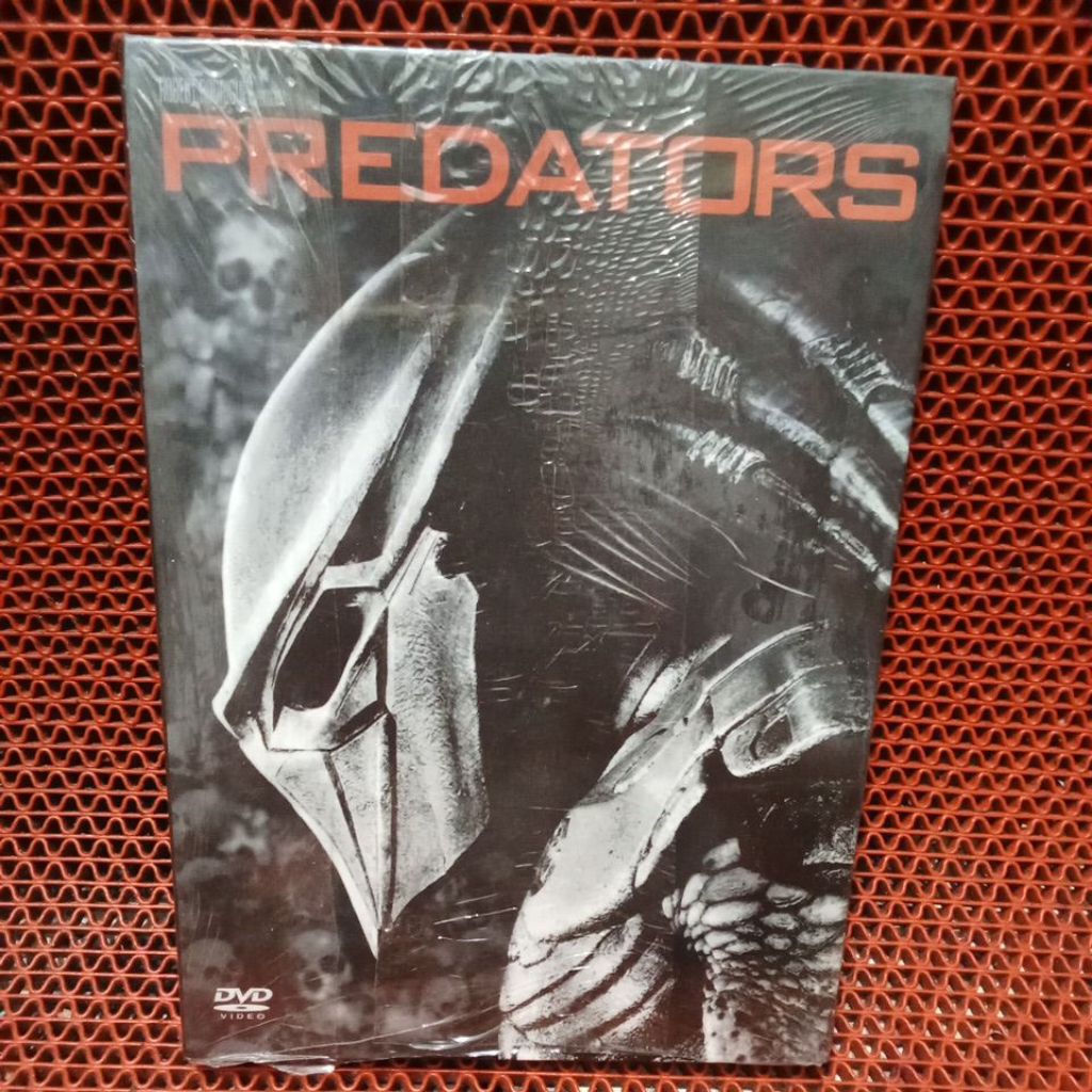 DVD PREDATORS 100% ORIGINAL