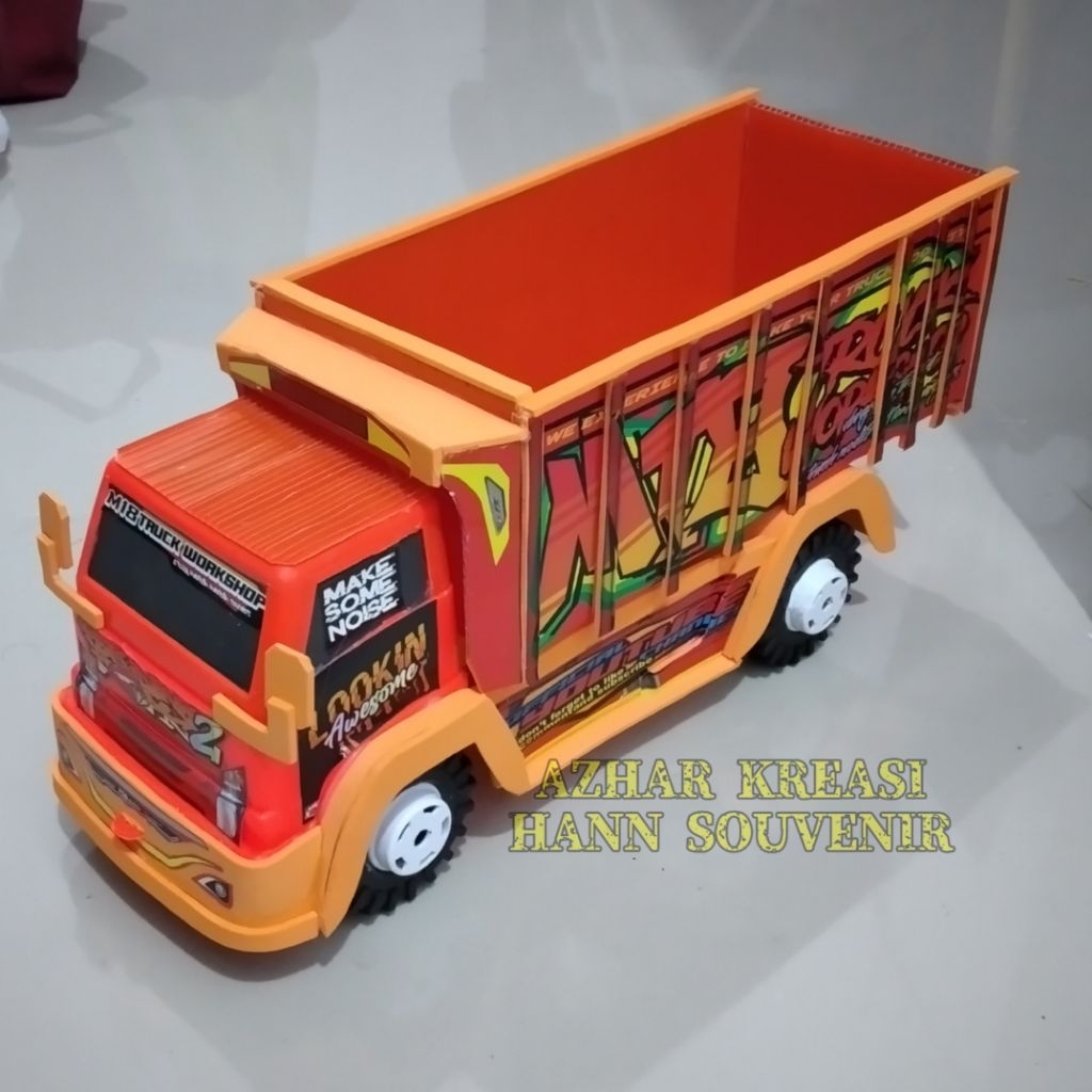 mainan truk plastik modif livery trending topic 2