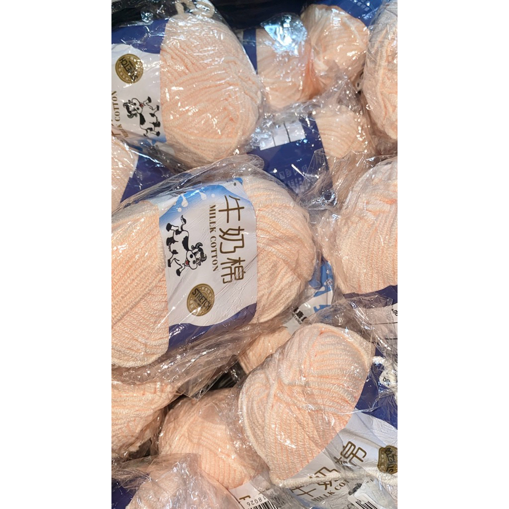 Benang rajut milk cotton