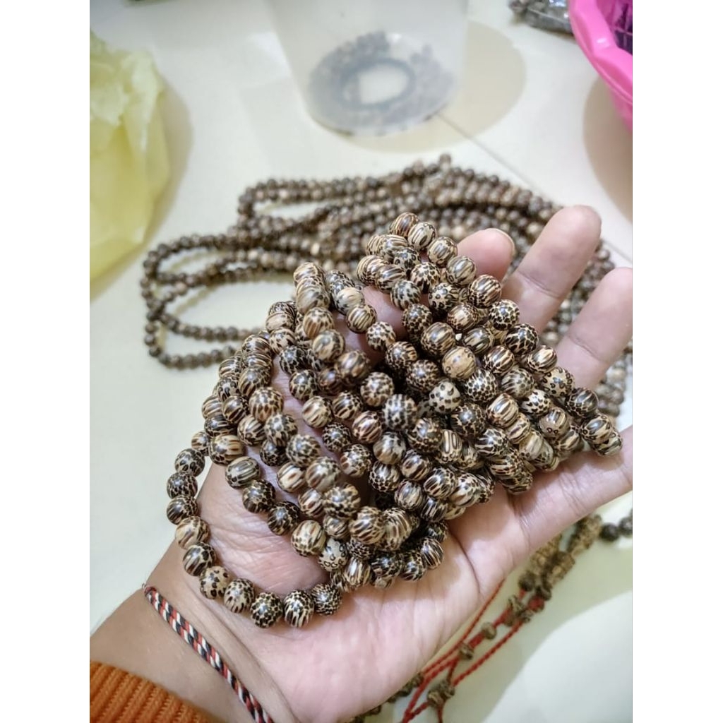 ready gelang dan tasbih bahan kayu liwung