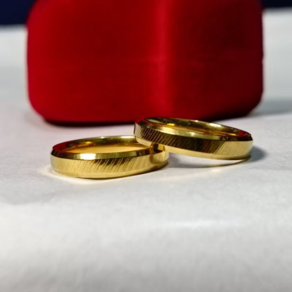 Cincin Couple Tunangan Titanium Rosegold  Ring Pria Wanita Cicin Nikah Caple Ukir Nama Anti Karat