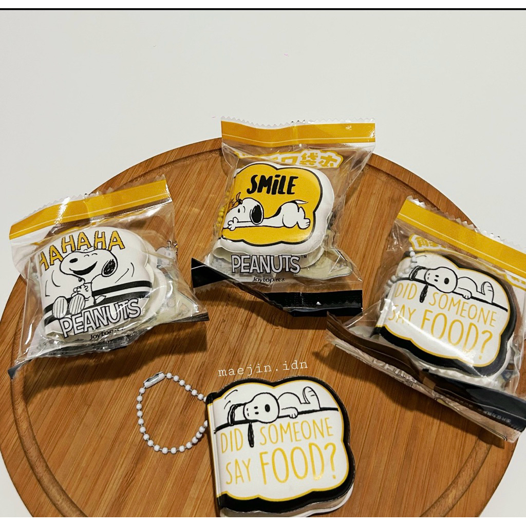 

Snoopy MINI NOTES Gantungan Kunci