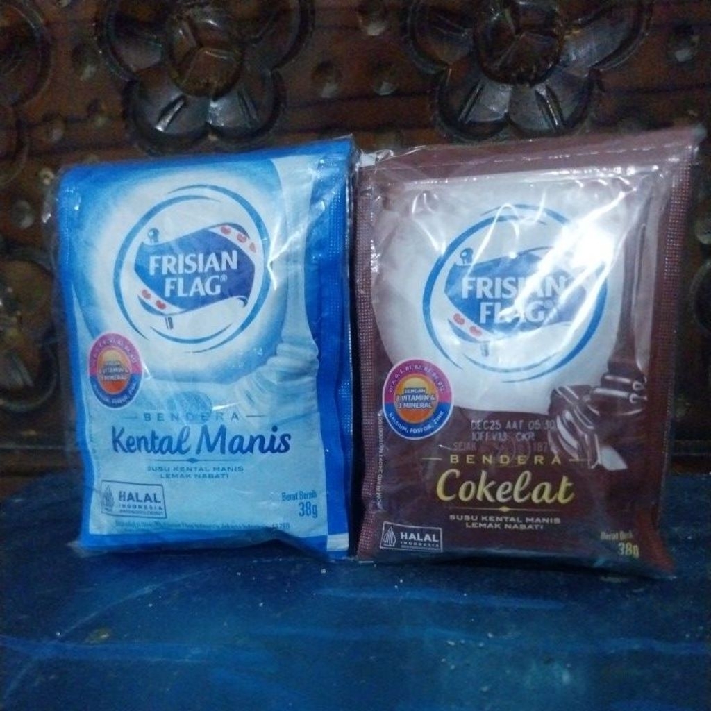 

susu kental manis bendera rasa coklat/putih, susu kental manis coklat, kental manis putih, kental manis putih, susu kental manis coklat, kental manis bendera