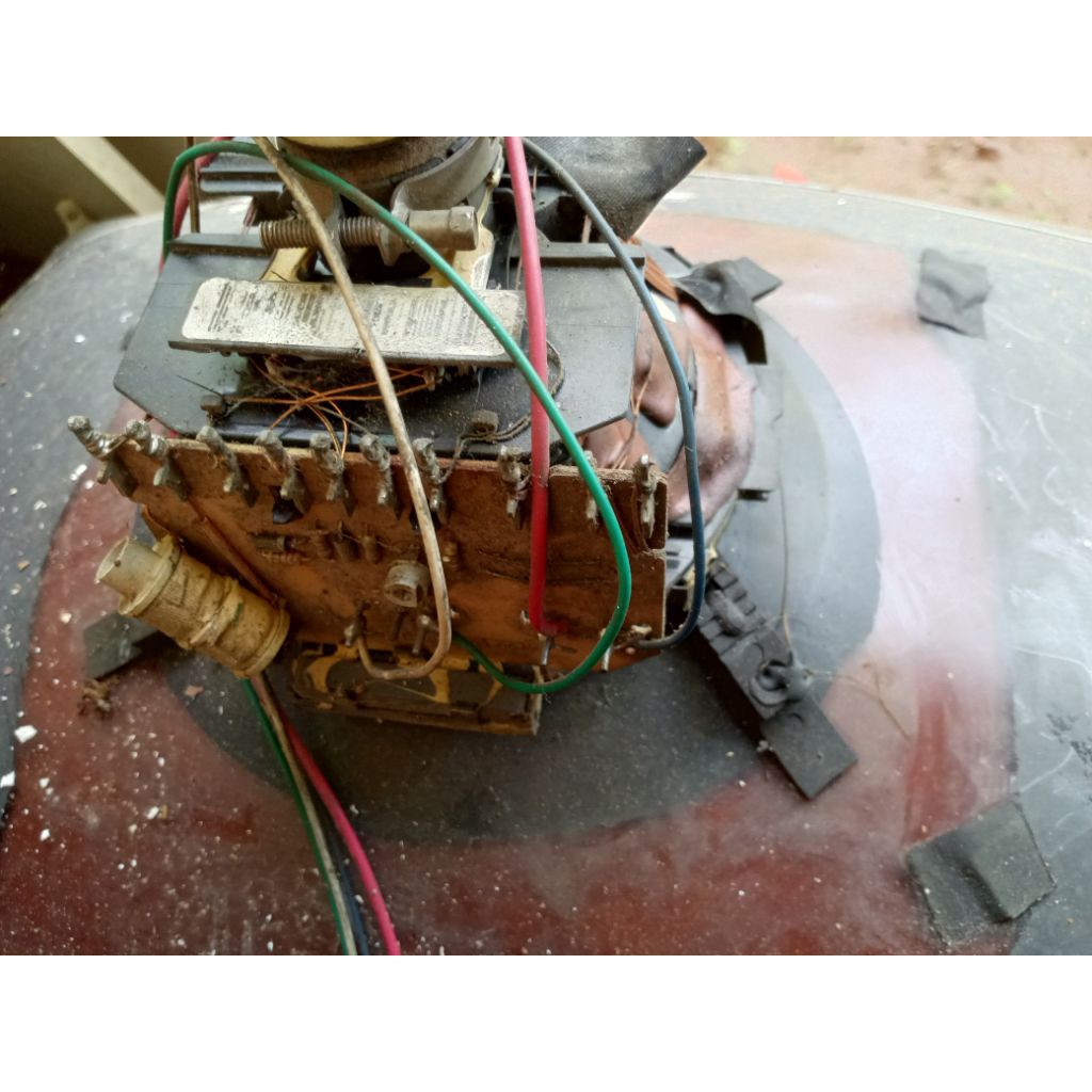 yoke sanggul tv tabung TCL flat 29 inci