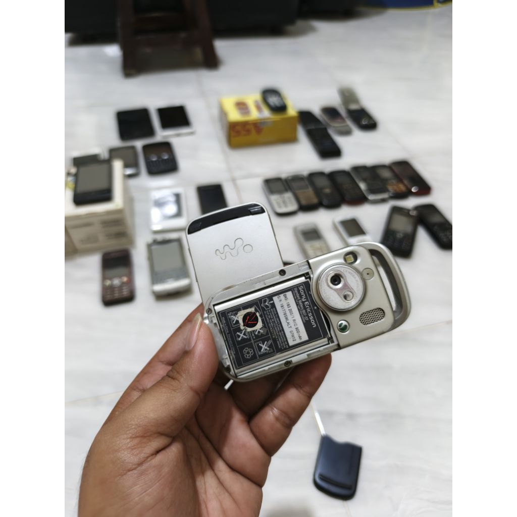 sony ericsson w550i