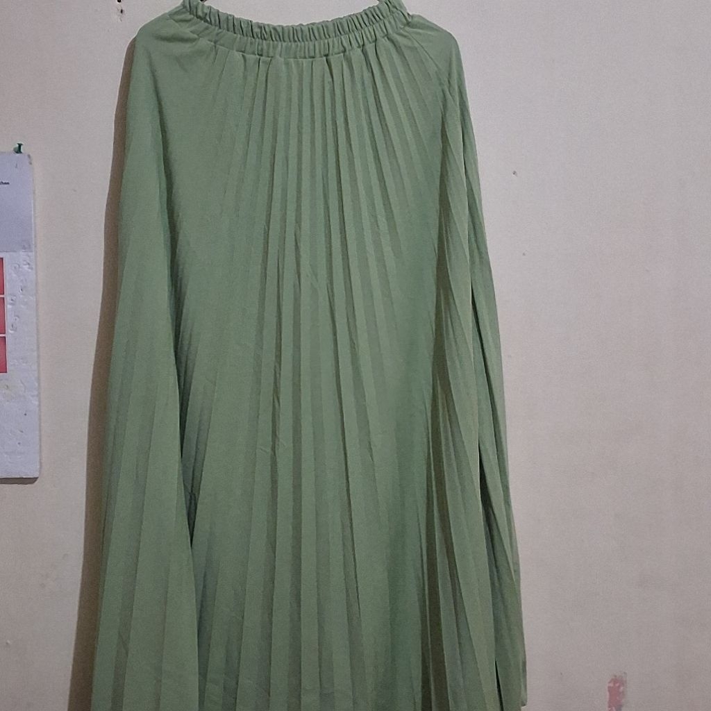 Take it all Rok Panjang plisket | Preloved_byUni